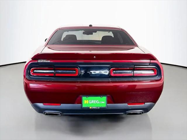 2022 Dodge Challenger SXT