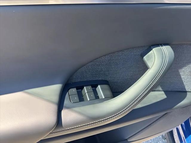 2024 Tesla Model X Long Range