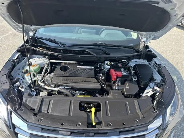 2025 Nissan Rogue SV FWD