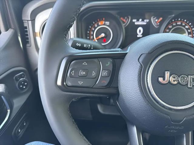 2025 Jeep Wrangler 4-Door Willys 4x4