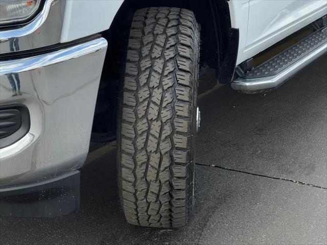 2020 Jeep Ram 2500 Big Horn Crew Cab 4x4 8' Box
