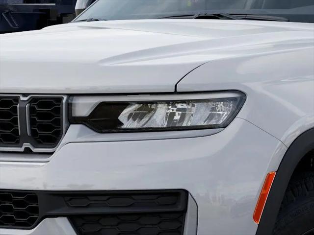 2026 Jeep Grand Cherokee Altitude 4x4