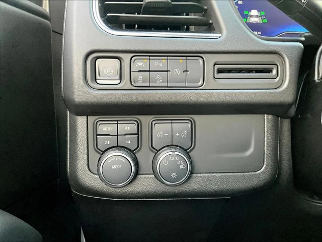 2023 Chevrolet Suburban 4WD Premier