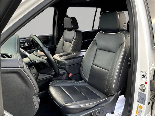 2023 Chevrolet Suburban 4WD Premier
