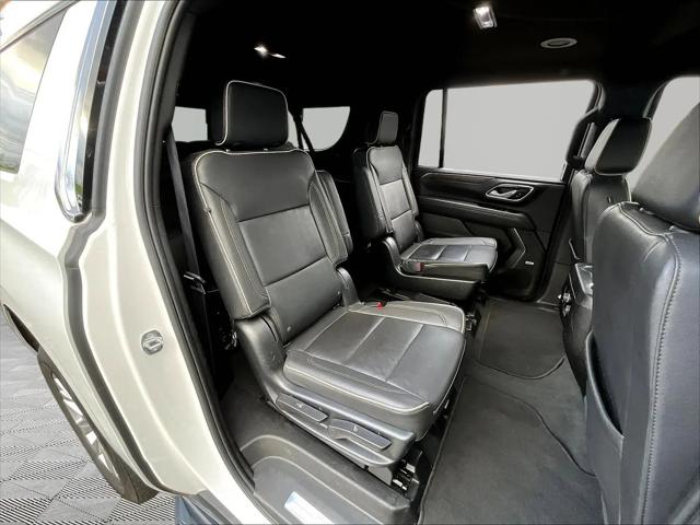 2023 Chevrolet Suburban 4WD Premier
