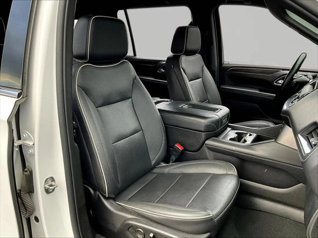2023 Chevrolet Suburban 4WD Premier