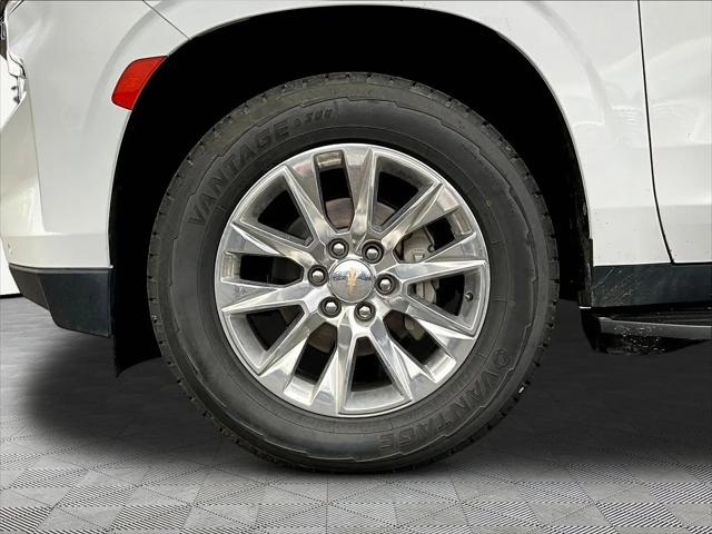 2023 Chevrolet Suburban 4WD Premier