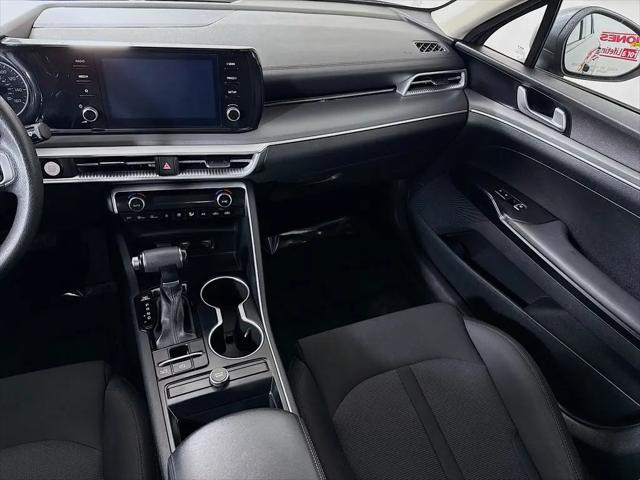 2022 Kia K5 LXS