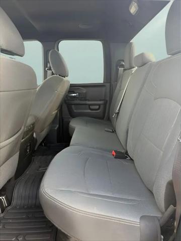 2022 Ram 1500 Classic Warlock Quad Cab 4x4 6'4" Box