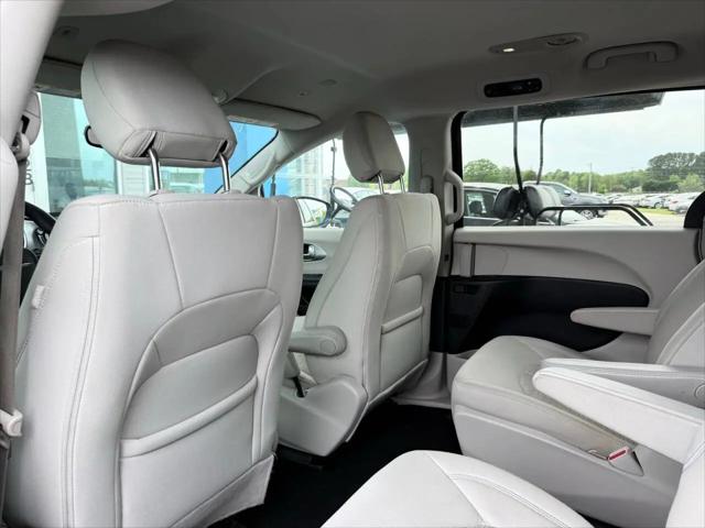 2018 Chrysler Pacifica Hybrid Touring Plus