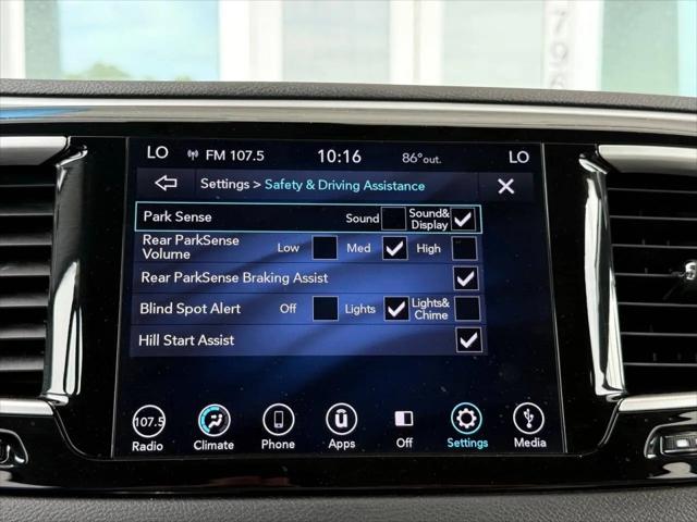 2018 Chrysler Pacifica Hybrid Touring Plus