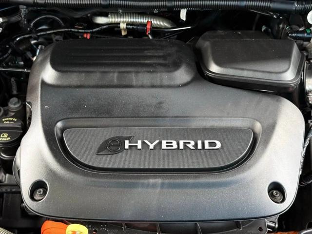 2018 Chrysler Pacifica Hybrid Touring Plus