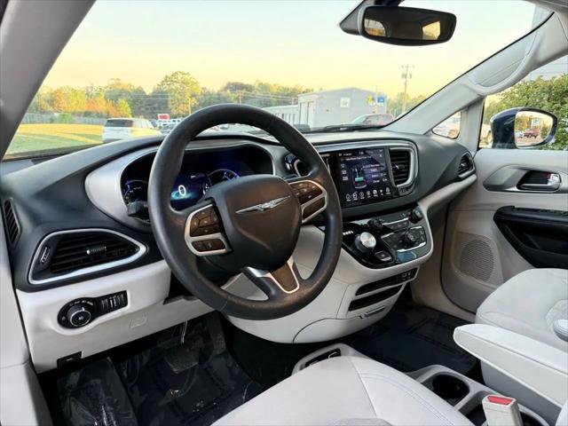 2018 Chrysler Pacifica Hybrid Touring Plus