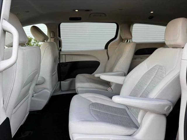 2018 Chrysler Pacifica Hybrid Touring Plus