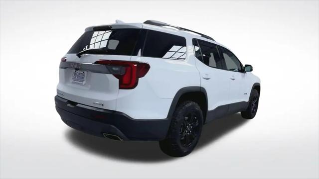 2023 GMC Acadia AWD AT4