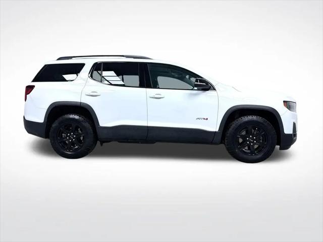 2023 GMC Acadia AWD AT4