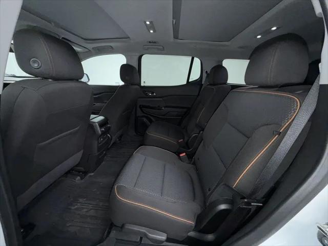 2023 GMC Acadia AWD AT4