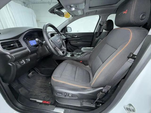 2023 GMC Acadia AWD AT4