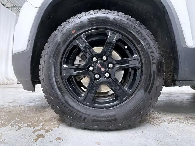 2023 GMC Acadia AWD AT4