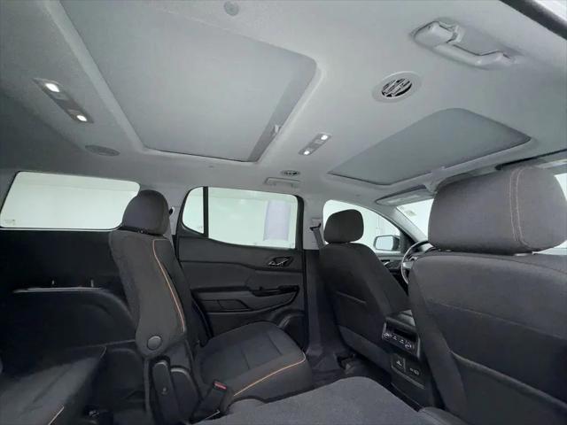 2023 GMC Acadia AWD AT4