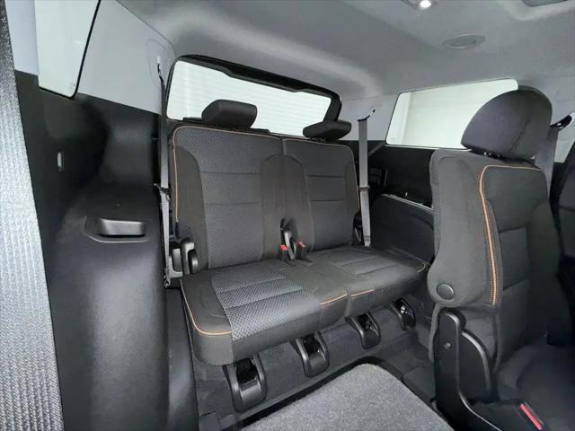 2023 GMC Acadia AWD AT4