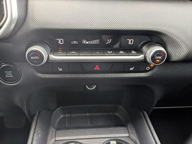 2025 Mazda CX-50 2.5 S Preferred Package