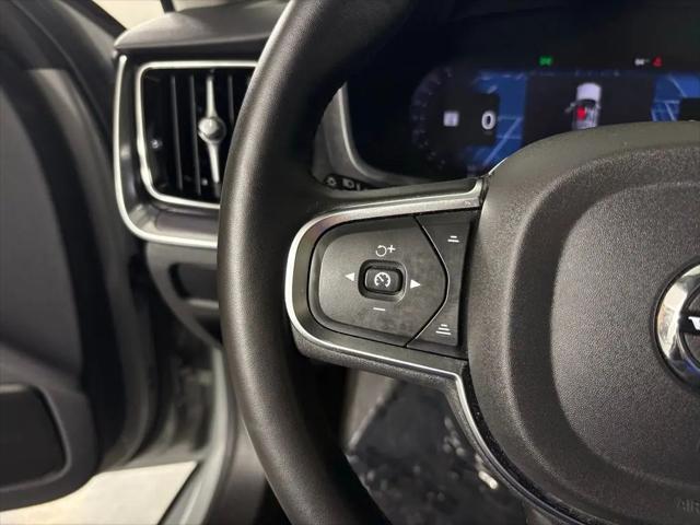2024 Volvo S60 B5 Core Dark Theme