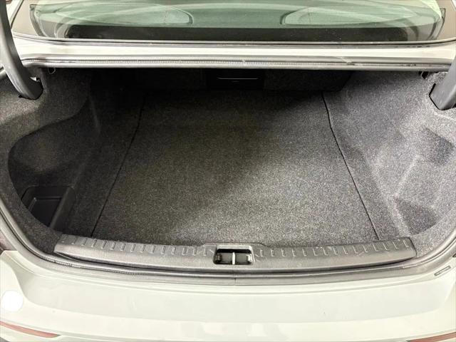 2024 Volvo S60 B5 Core Dark Theme