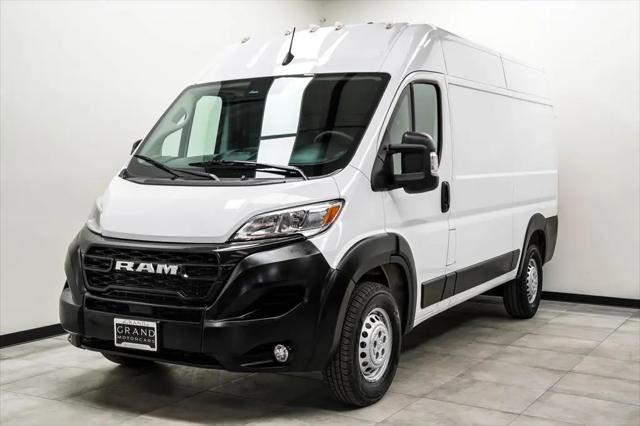 2025 Ram ProMaster 2500 Cargo Van Tradesman High Roof 136 WB w/Pass Seat
