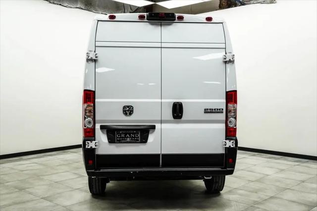2025 Ram ProMaster 2500 Cargo Van Tradesman High Roof 136 WB w/Pass Seat