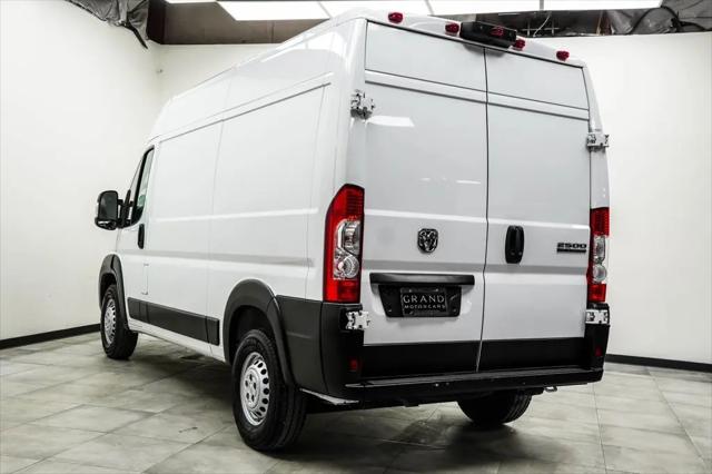 2025 Ram ProMaster 2500 Cargo Van Tradesman High Roof 136 WB w/Pass Seat