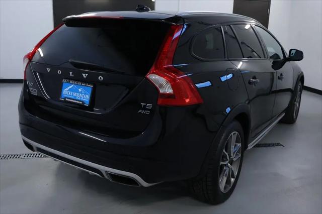 2018 Volvo V60 Cross Country T5