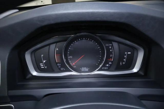 2018 Volvo V60 Cross Country T5