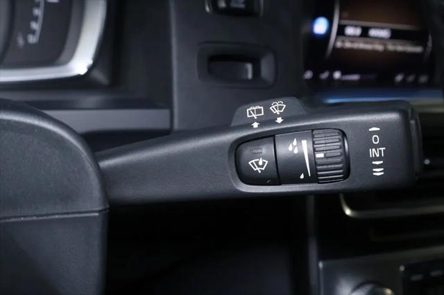 2018 Volvo V60 Cross Country T5