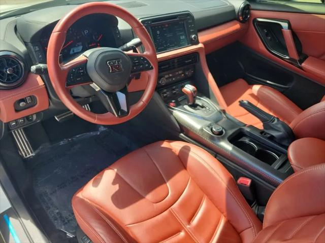 2021 Nissan GT-R Premium Dual-clutch 6-Speed Transmission