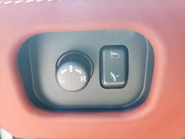 2021 Nissan GT-R Premium Dual-clutch 6-Speed Transmission