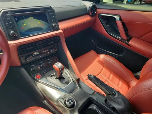 2021 Nissan GT-R Premium Dual-clutch 6-Speed Transmission