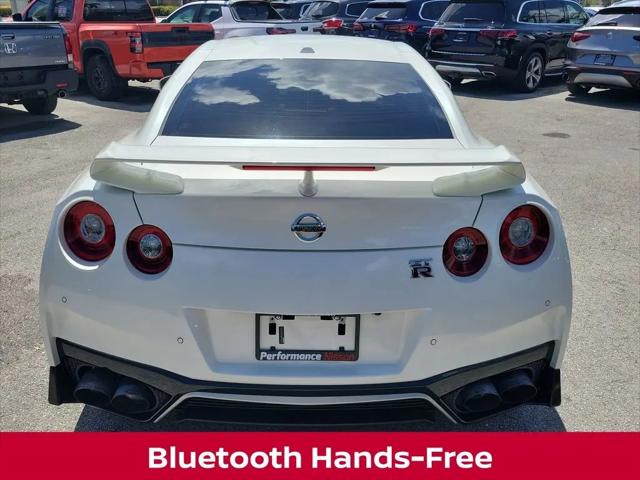 2021 Nissan GT-R Premium Dual-clutch 6-Speed Transmission