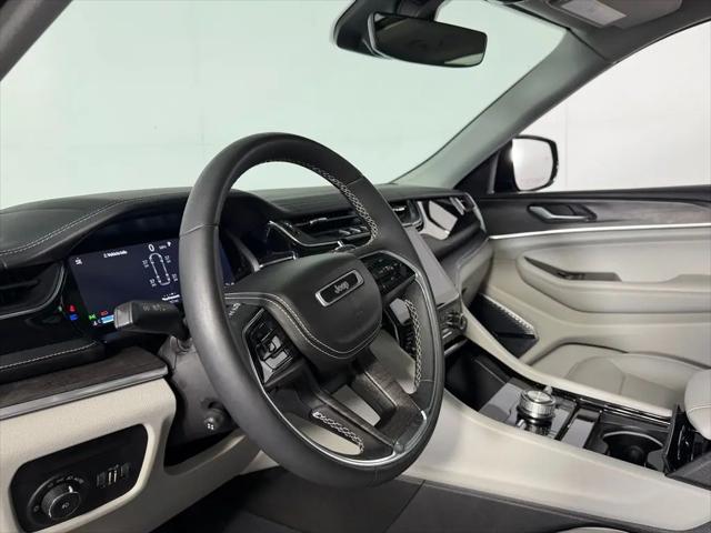 2023 Jeep Grand Cherokee L Overland 4x4