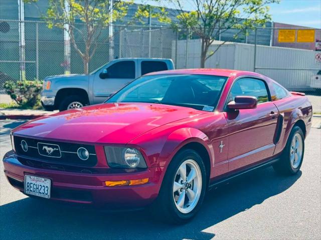 2007 Ford Mustang V6 Deluxe