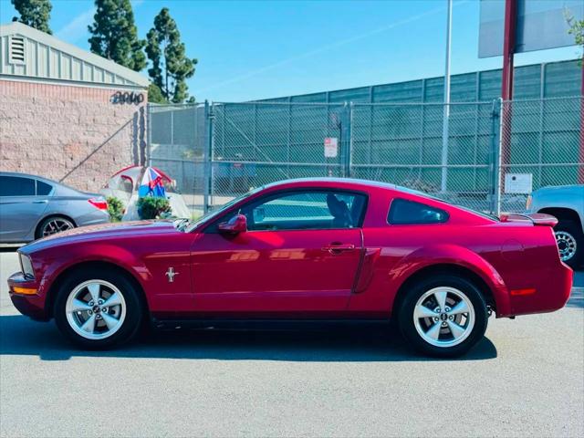 2007 Ford Mustang V6 Deluxe
