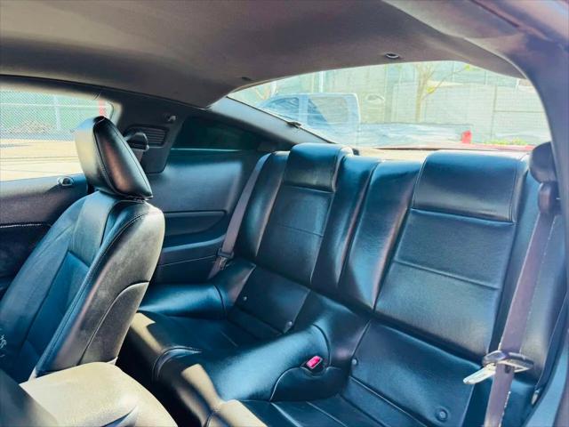 2007 Ford Mustang V6 Deluxe