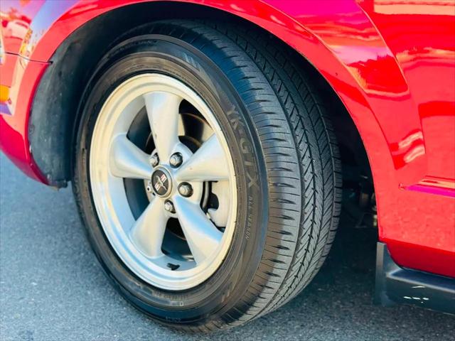 2007 Ford Mustang V6 Deluxe