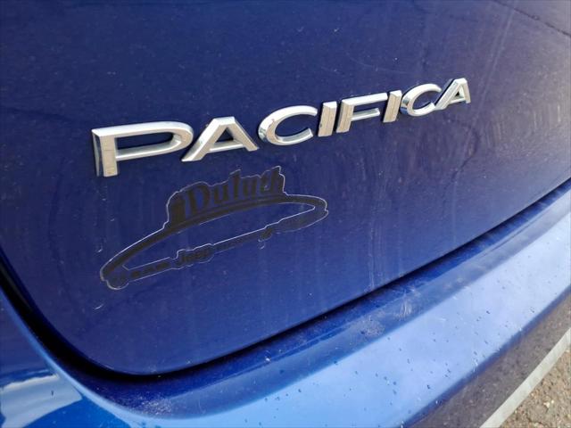 2021 Chrysler Pacifica Touring AWD