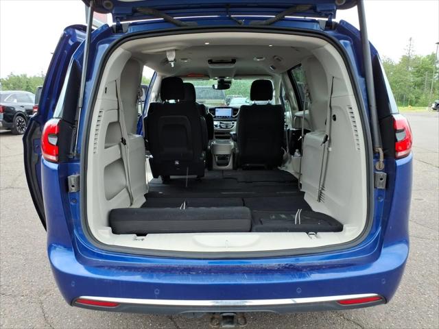2021 Chrysler Pacifica Touring AWD