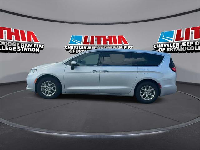 2023 Chrysler Pacifica Touring