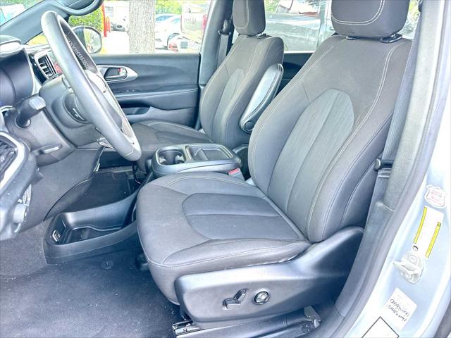 2023 Chrysler Pacifica Touring