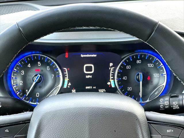 2023 Chrysler Pacifica Touring