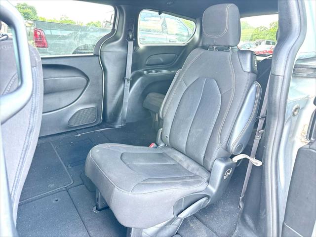2023 Chrysler Pacifica Touring