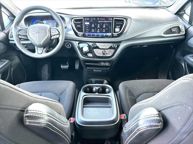 2023 Chrysler Pacifica Touring